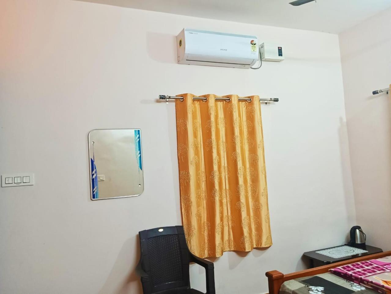 Hotel Kpr Residency Near Isha - Adiyogi Alāndurai Zewnętrze zdjęcie
