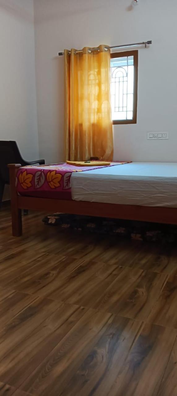 Hotel Kpr Residency Near Isha - Adiyogi Alāndurai Zewnętrze zdjęcie
